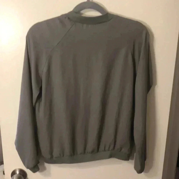 About a Girl light zip up jacket with pockets - Picture 5 of 6